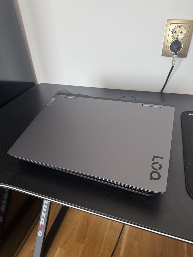Мощен геймърски лаптоп Lenovo LOQ RTX 4060 ; ryzen 5 7640HS