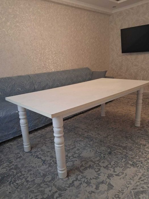 Продам стильный деревянный стол (трансформер, низкий/высокий формат)