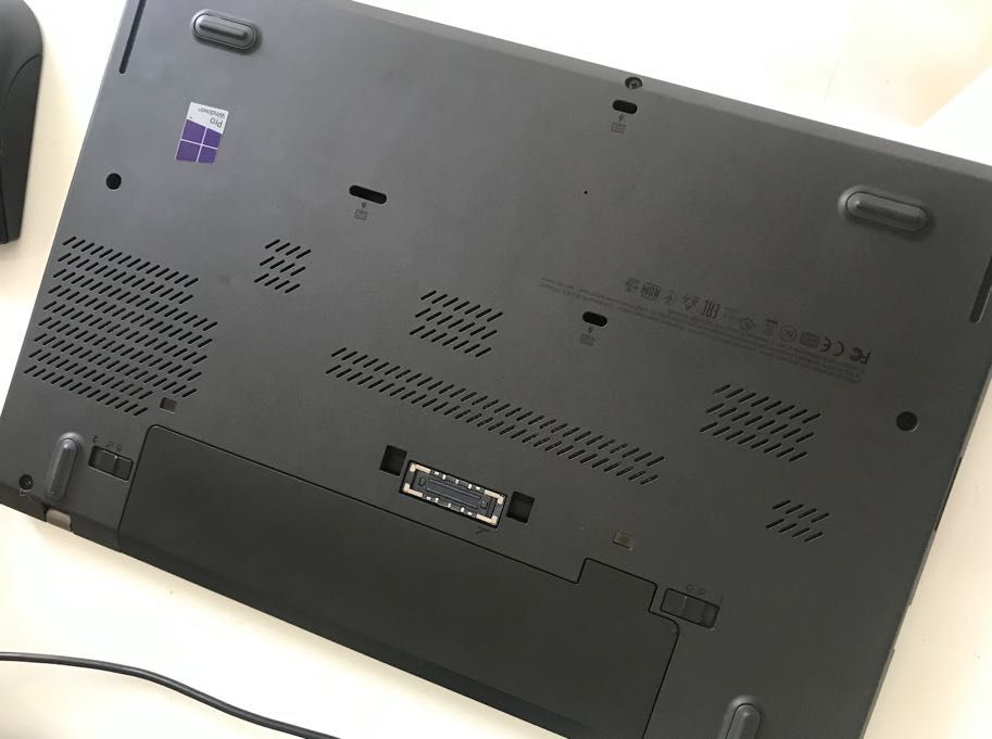 Lenovo ThinkPad T460 - Intel Core i5-6300U / 512 GB SSD / 16 GB RAM