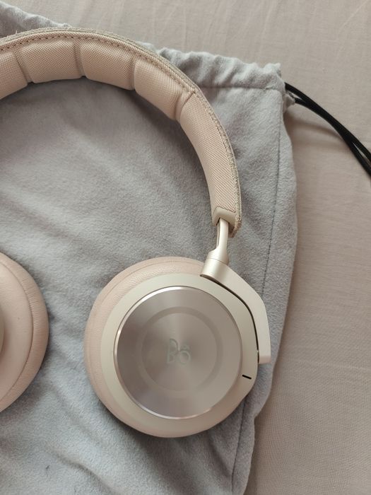 Casti BANG & OLUFSEN beoplay h9i impecabile