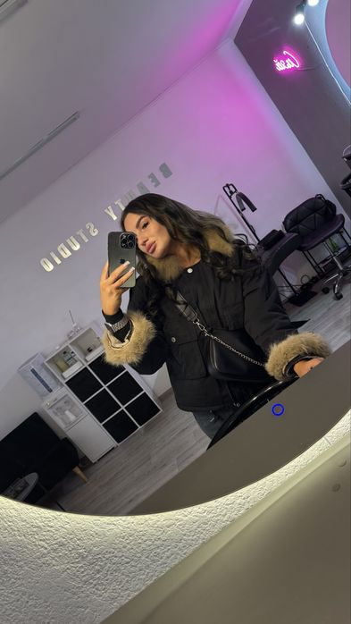 Продам парку димесезонная