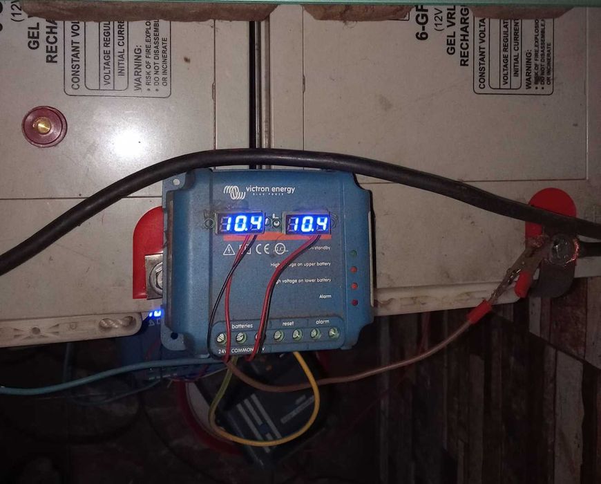 egalizator balancer baterii acumulatori VICTRON 24V