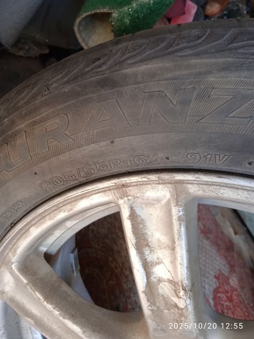 Продам диски с резиной