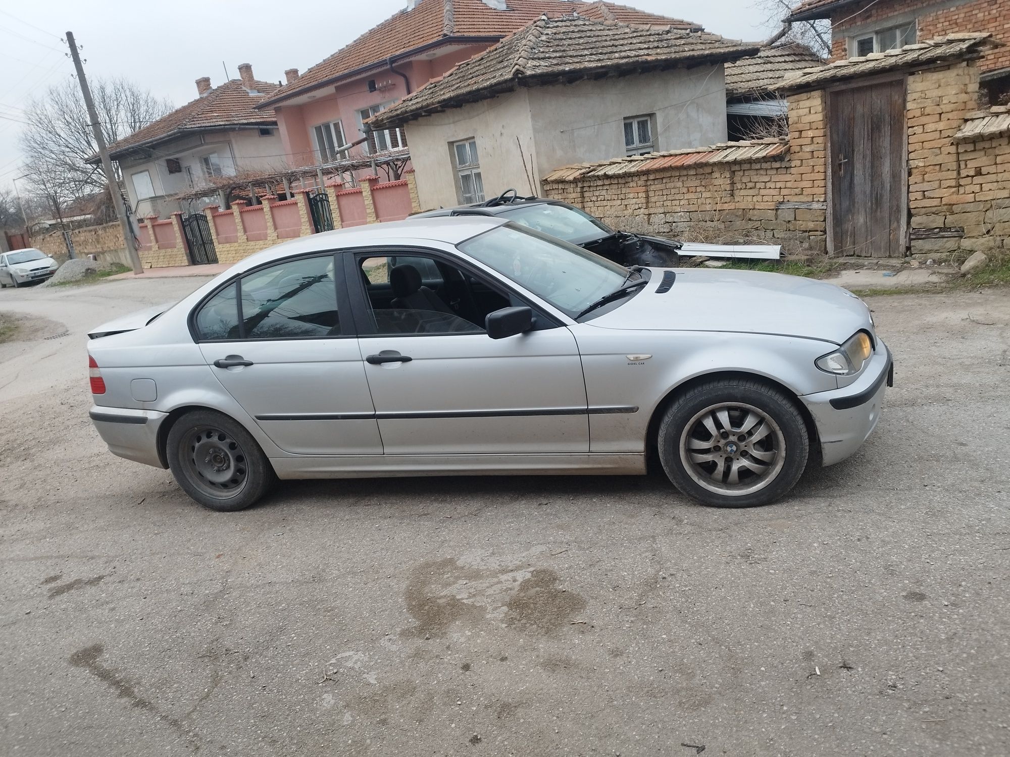 Продавам BMW E46 320D  150 6 степенна кутия фейс