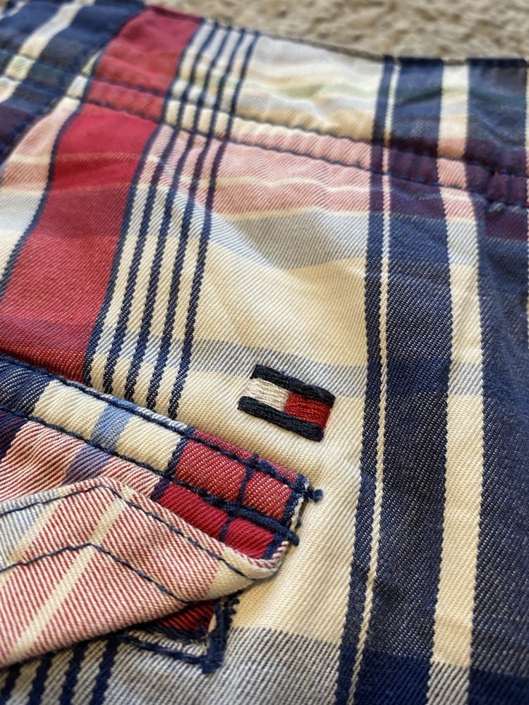 Pantaloni scurți Tommy Hilfiger , 38