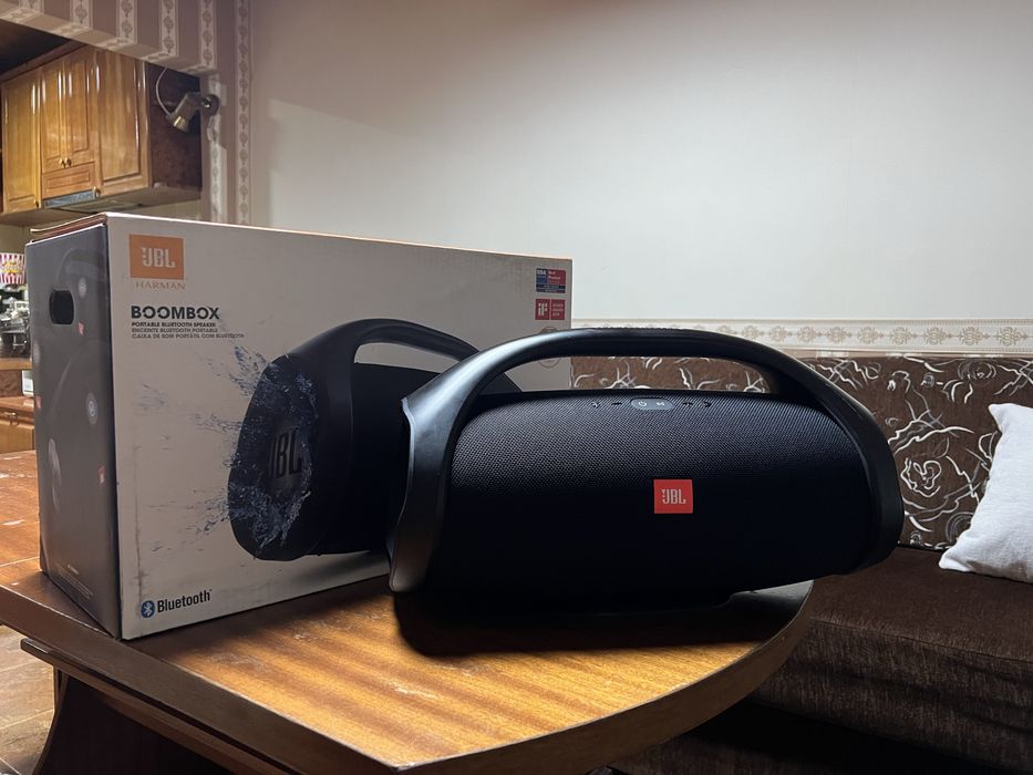JBL Boombox - КАТО НОВ!