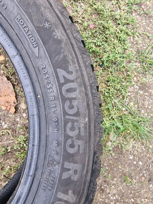 Anvelope 205/55R16 marca Semperit, M+S, DOT 2022,7 mm