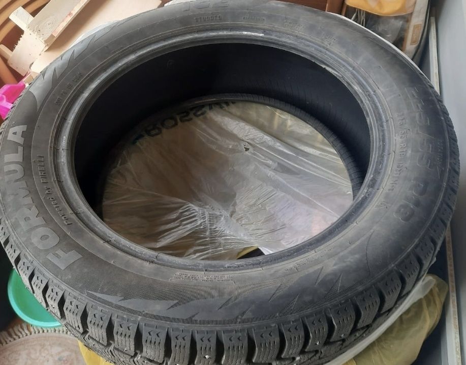 Продам зимние шины Formula