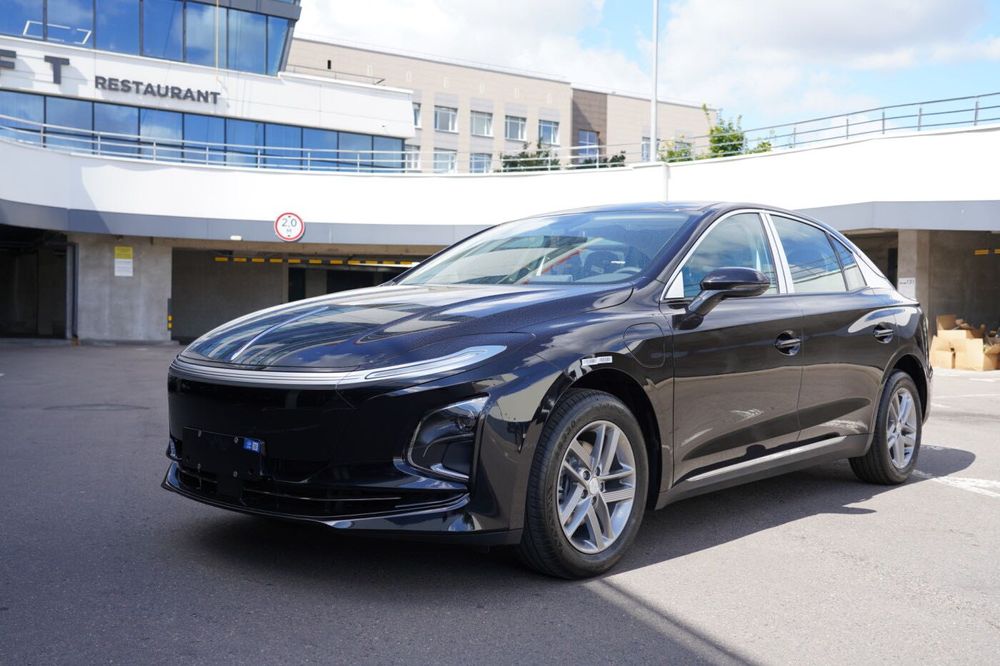Аренда авто. Новый Honqgi E-QM5 2025г. С выкупом