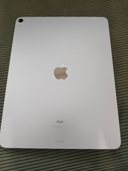 Apple iPad Pro 12.9 inch (3rd generation)
