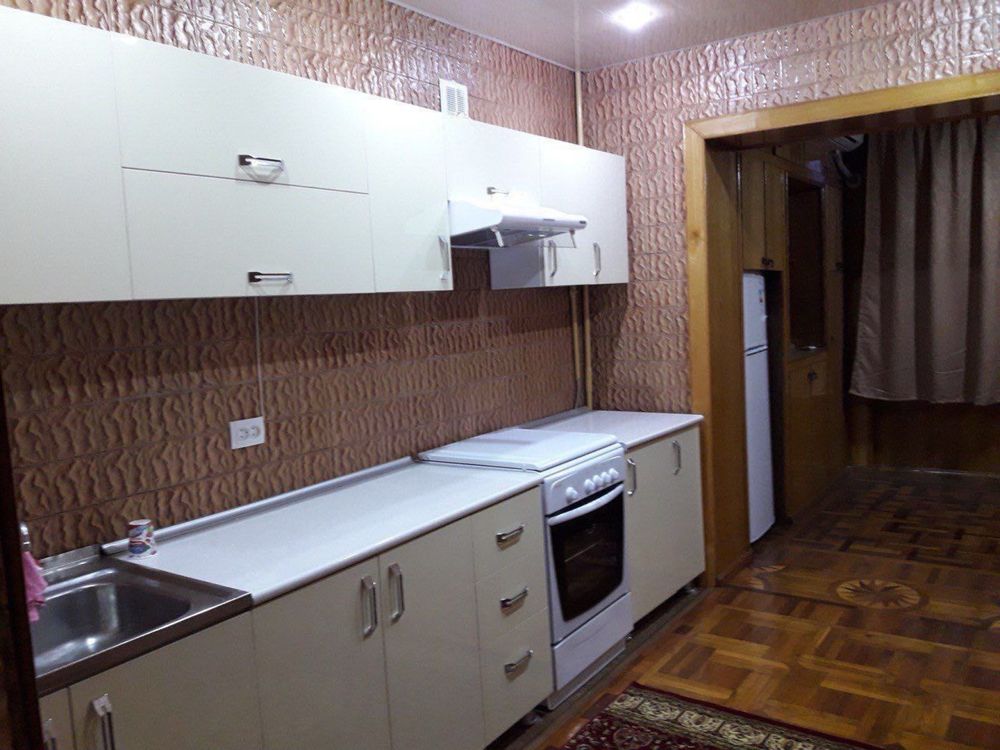 Сдается 2 ком. Дархане. Улица Кори Ниёзий