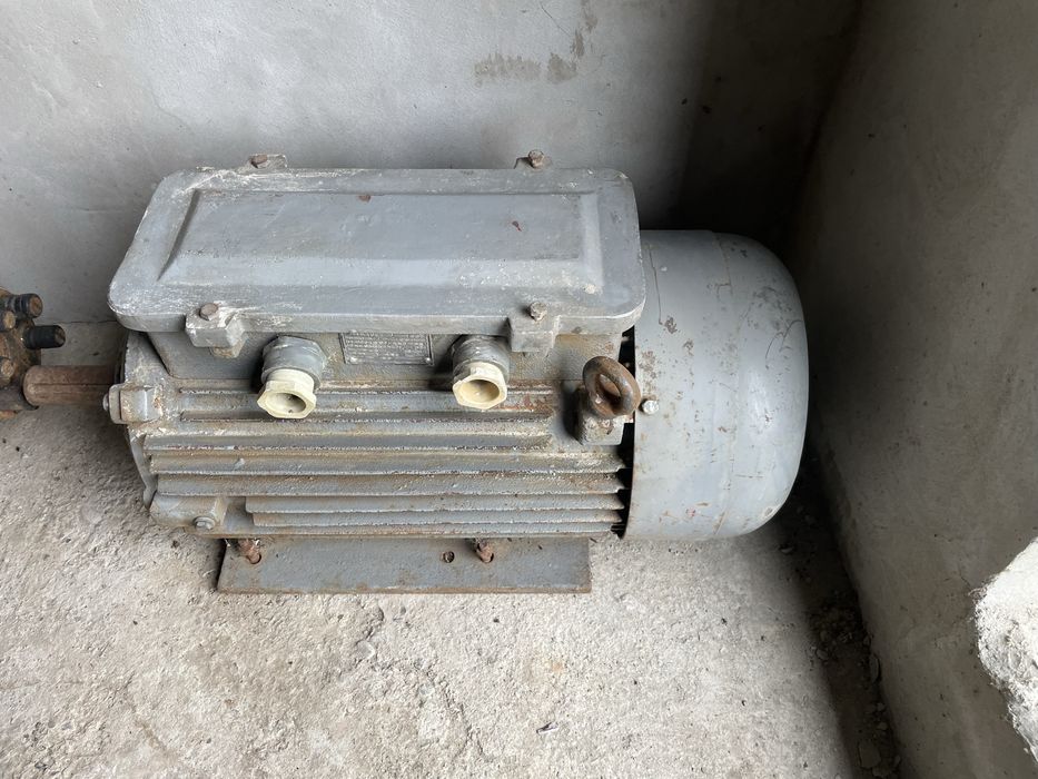Motoare electrice trifazate