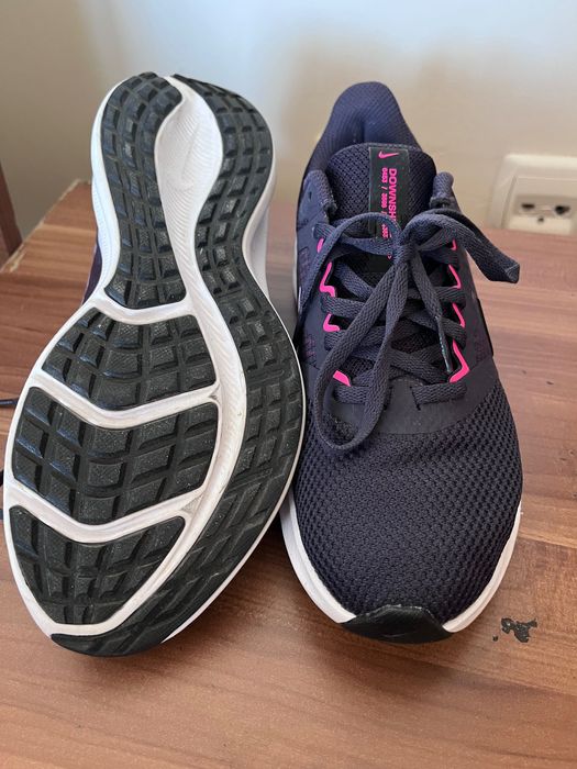 Дамски маратонки Nike