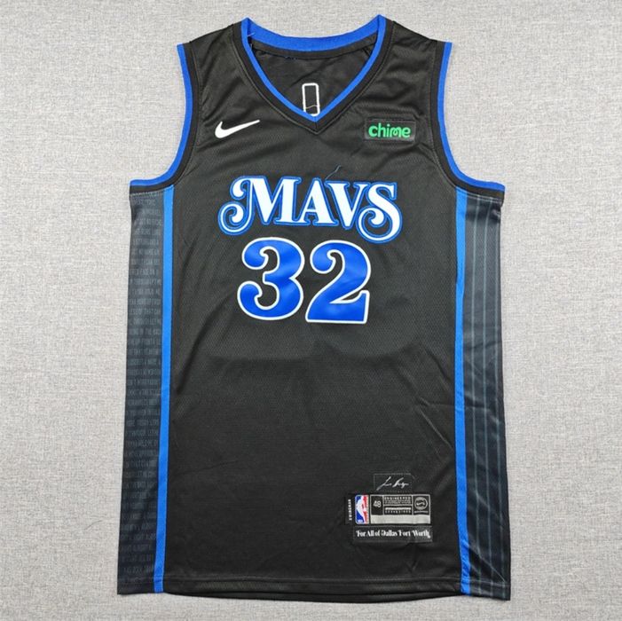 Modele noi de maiouri NBA 2025-2026