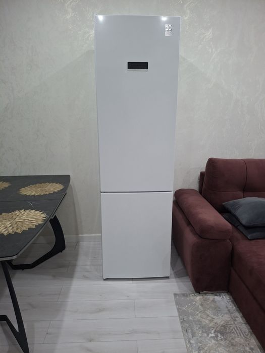 Продам холодильник(Bosch).