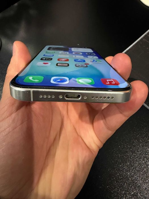 iPhone 15 Pro Max White Titanium (Бял), като чисто нов