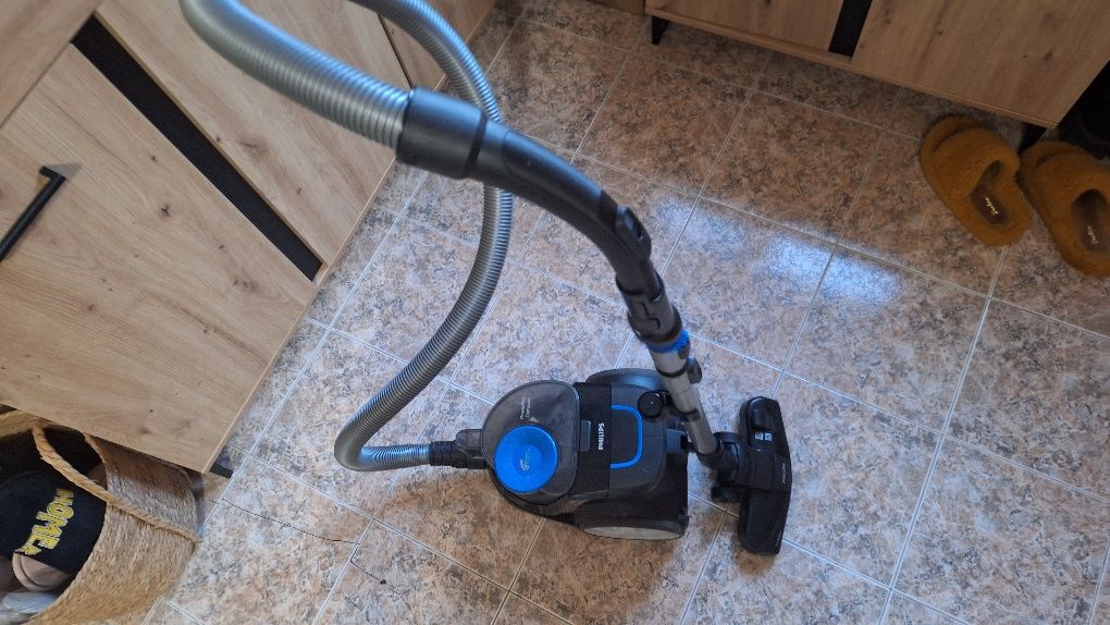 Прахосмукачка PHILIPS