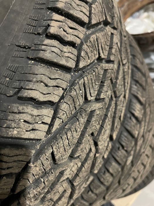 Продавам 4 броя зимни гуми