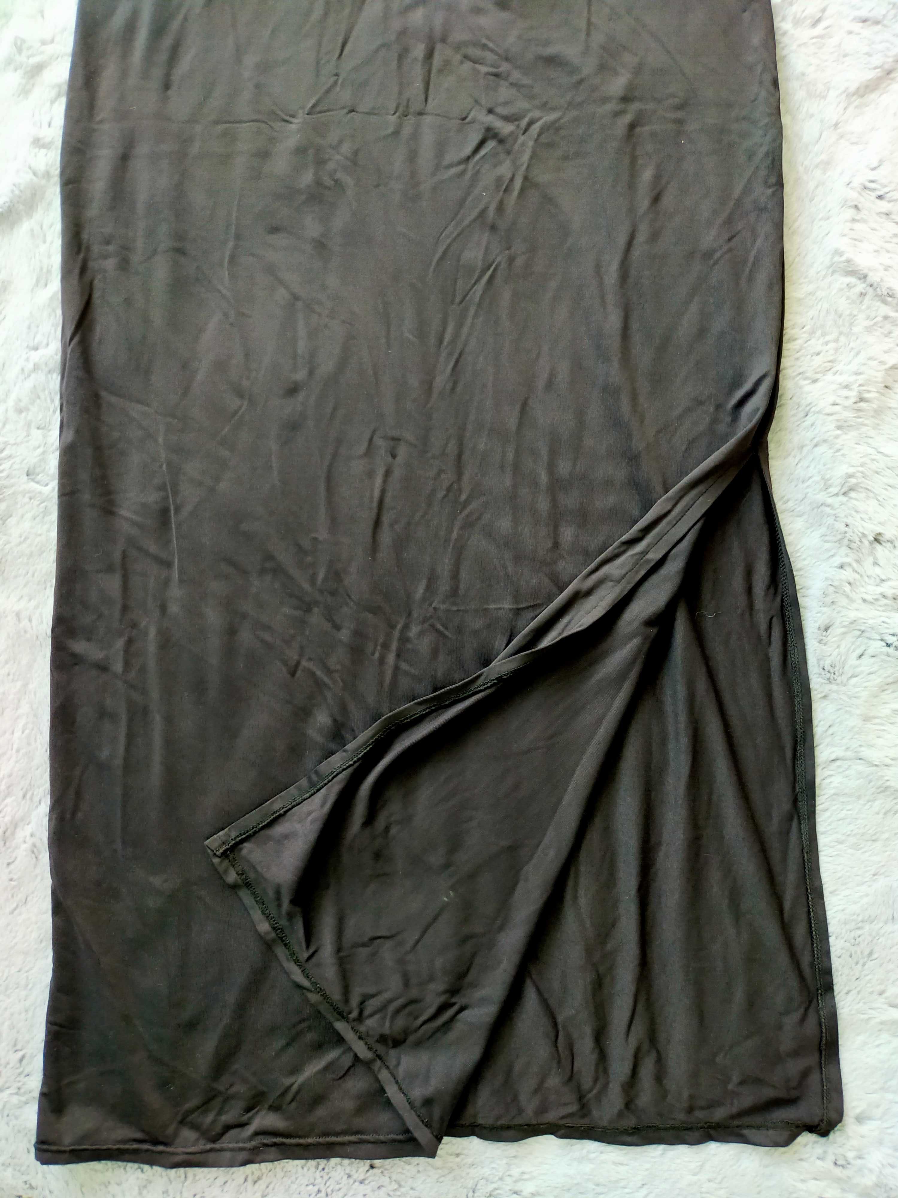 Rochie lungă cu spatele gol