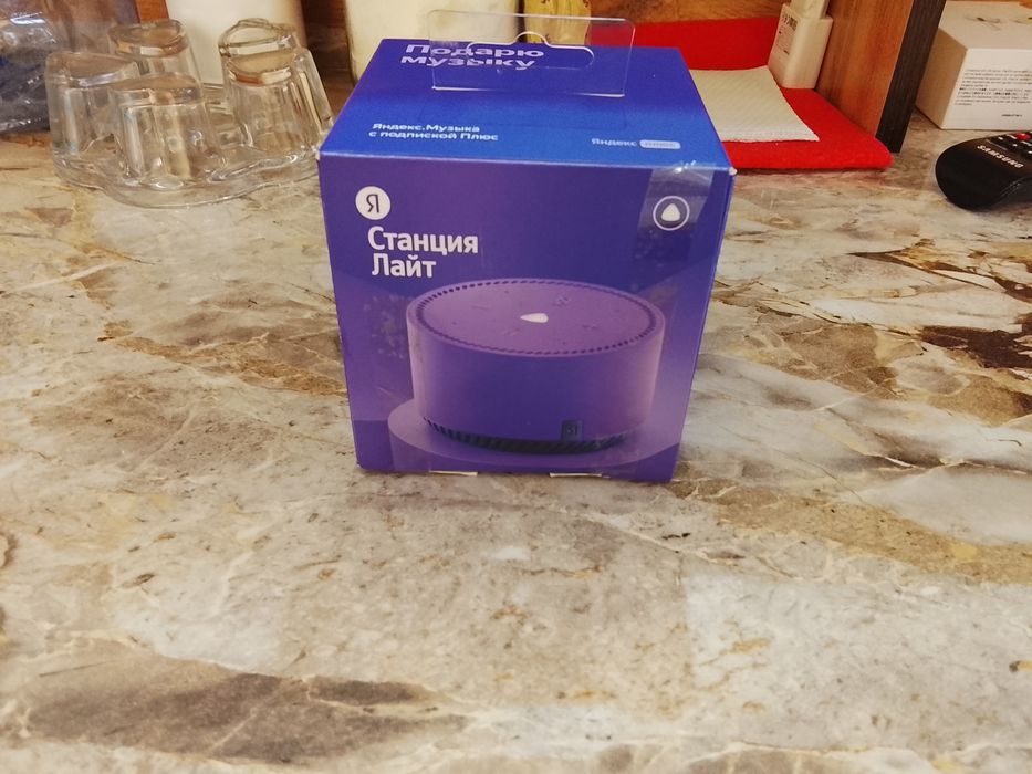 Колонка Алиса Лайт