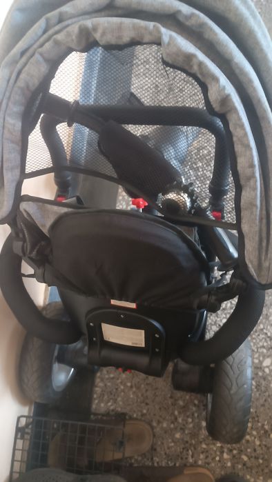 Продавам триколка марка Byox модел SCAR