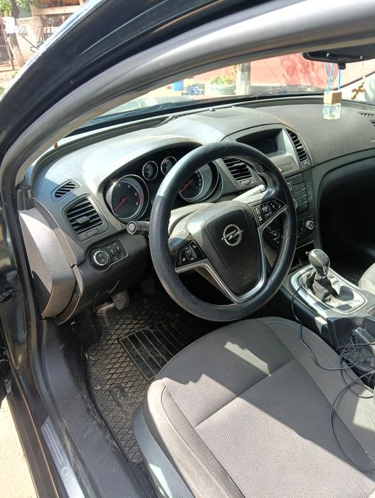 Opel Insignia,an 2011