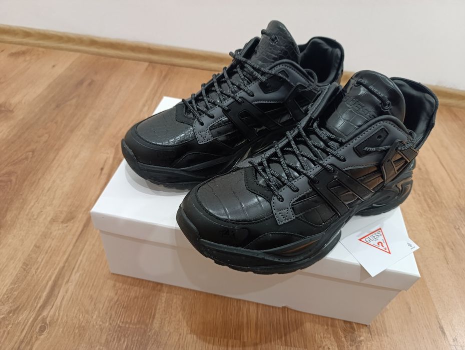 Guess мъжки обувки