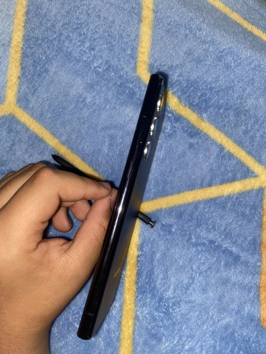 Vand samsung s22 ultra cu ecranul spart