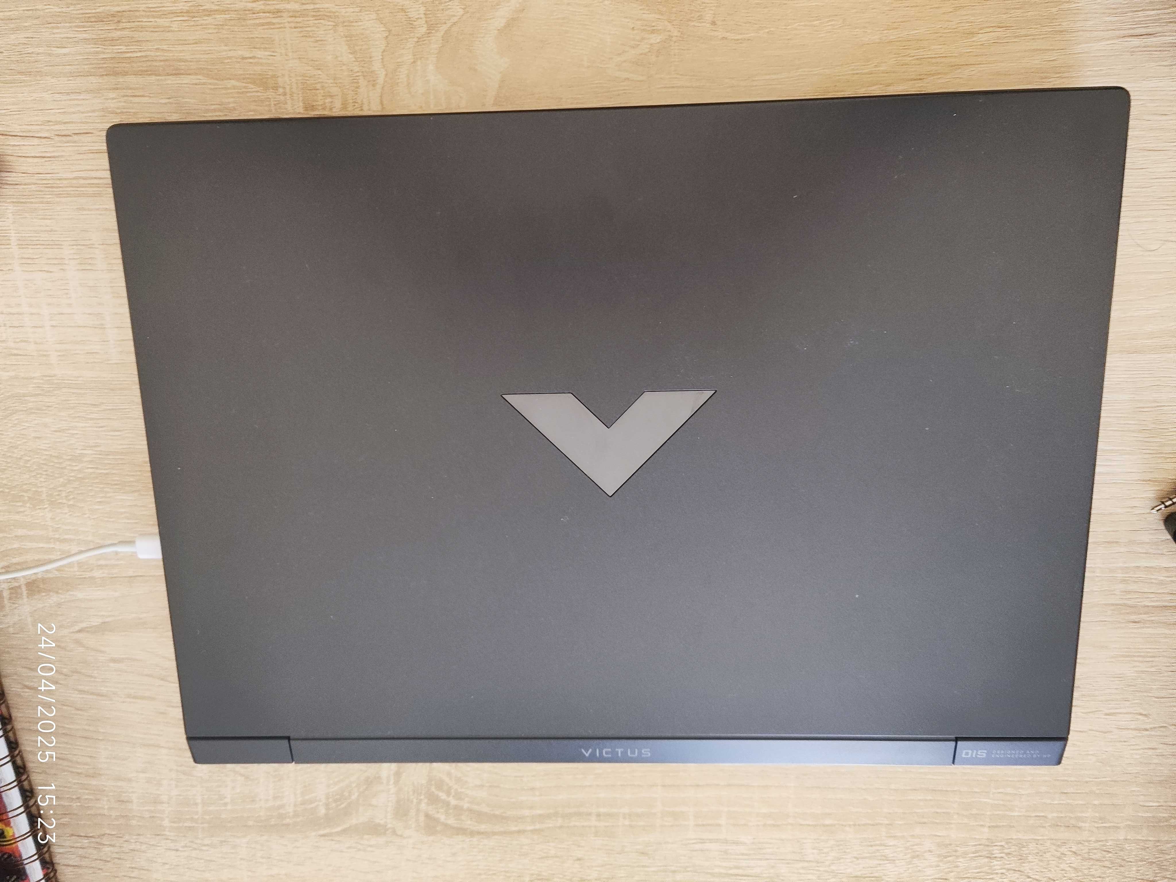 HP Victus sotiladi