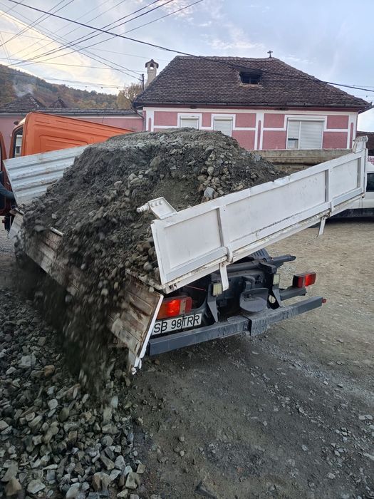 Transport basculabil 7,5t