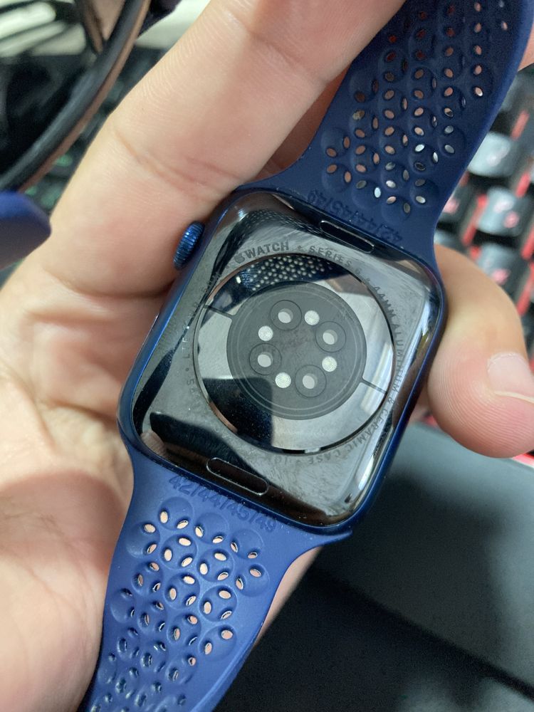 Iwatch 6/44 original