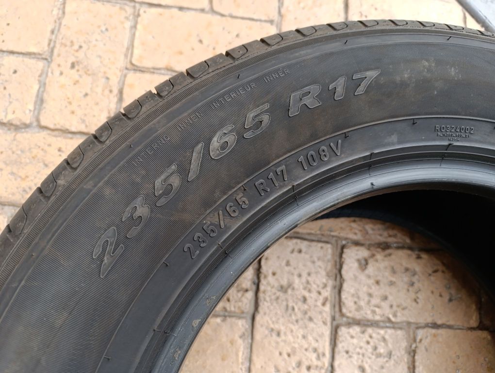 Летни гуми Pirelli 235/65/17 Scorpion