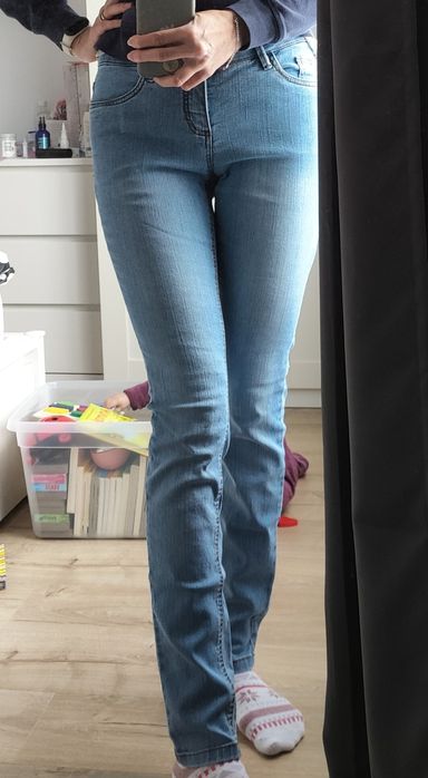 Blugi lungi drepți mărimea 38