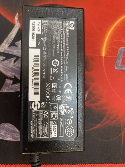 Hp notebook uchun 65 W lik uchi koʻk rangli zaryadchik