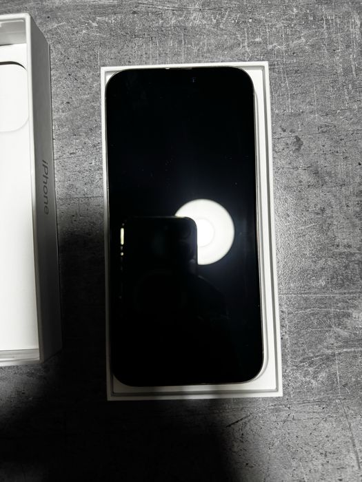 Iphone 16 pro max, 100% bateri