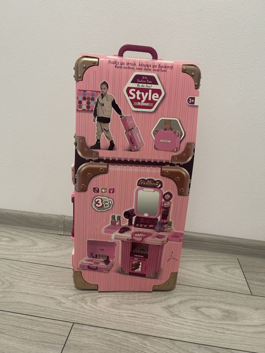 Set de machiaj tip troler