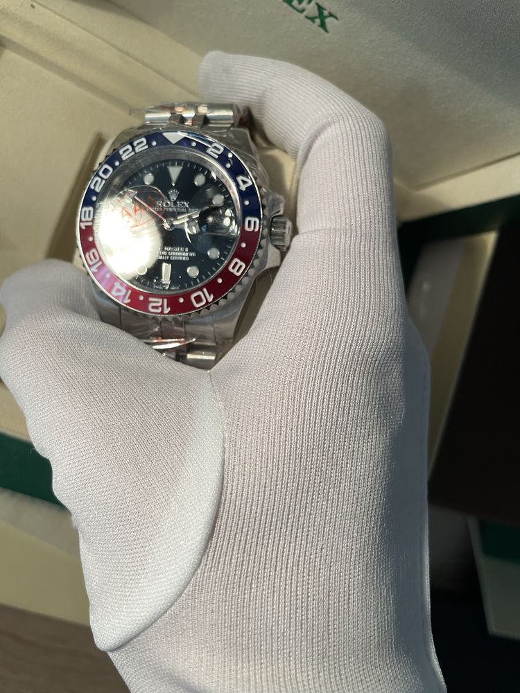 Часовник Rolex GMT-Master II /PEPSI/