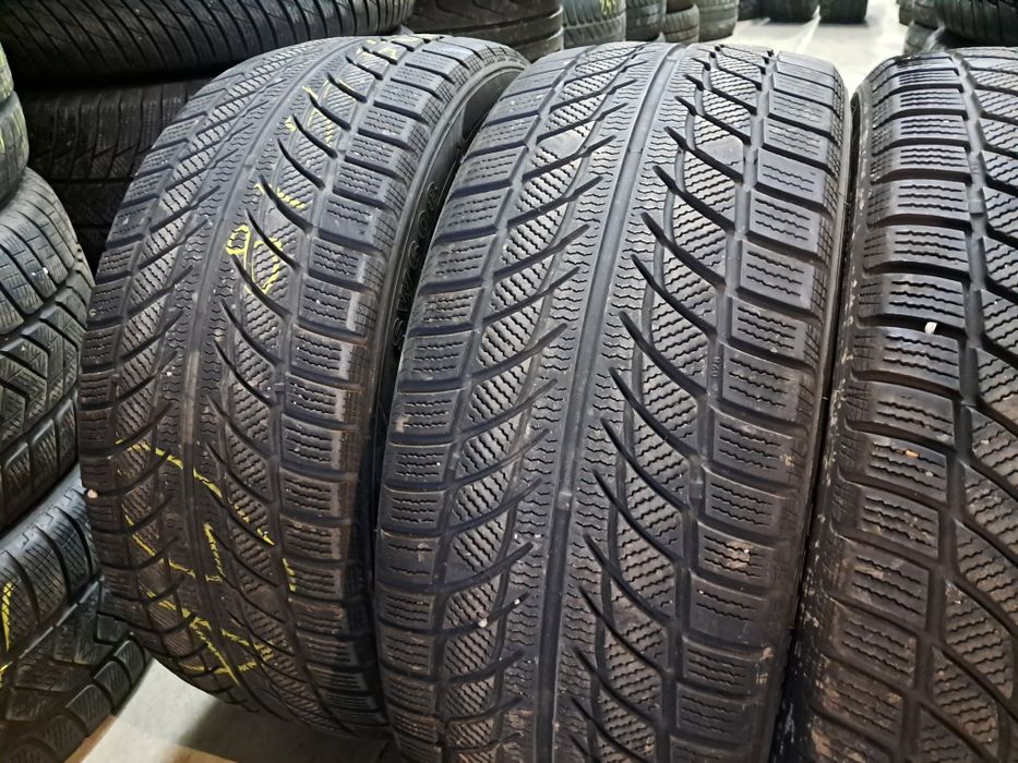 Anvelope second iarna 235 45 R18 Goodride 2020