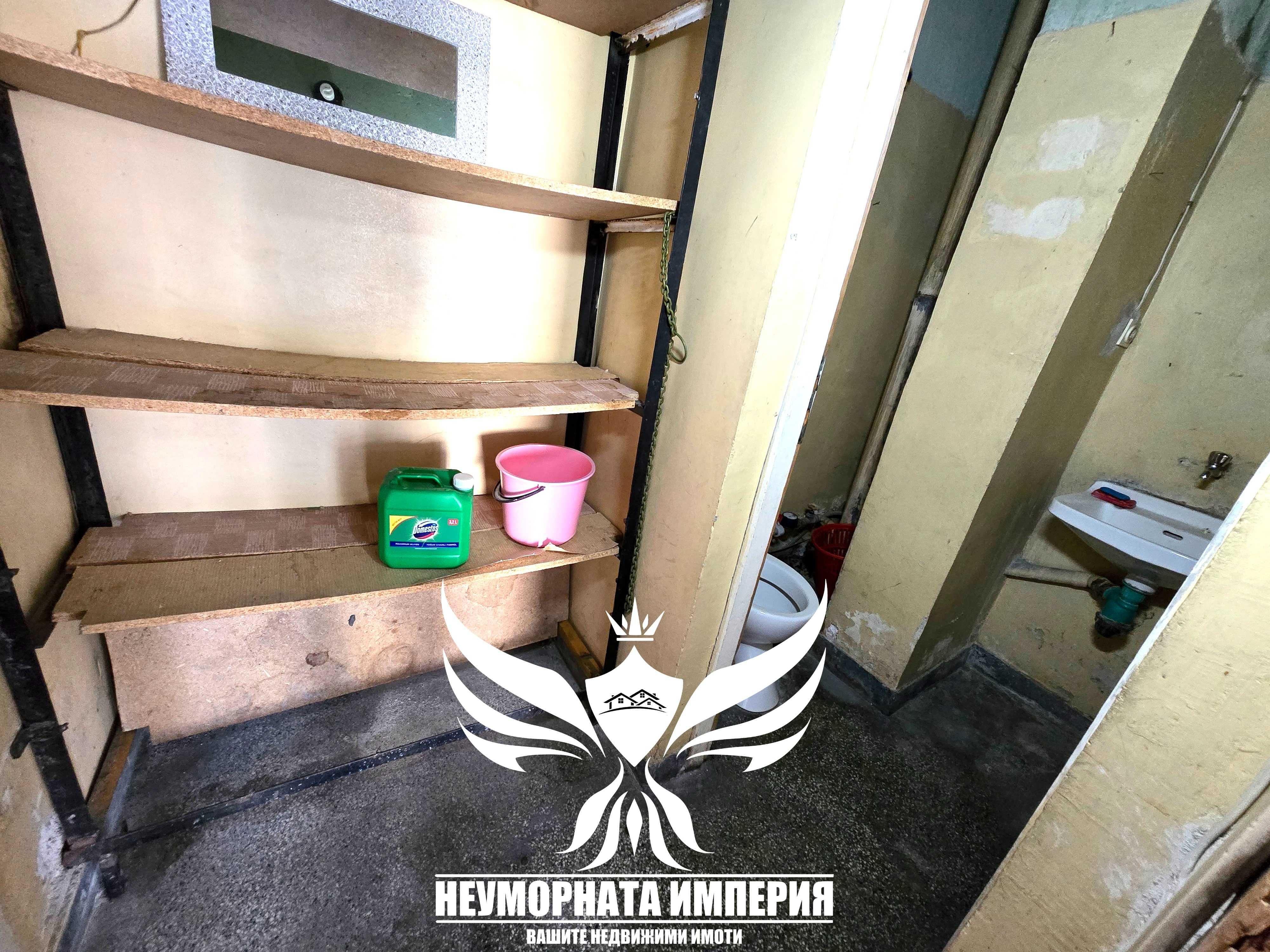 Под наем 49кв търговско помещение/склад/магазин гр.Асеновград център