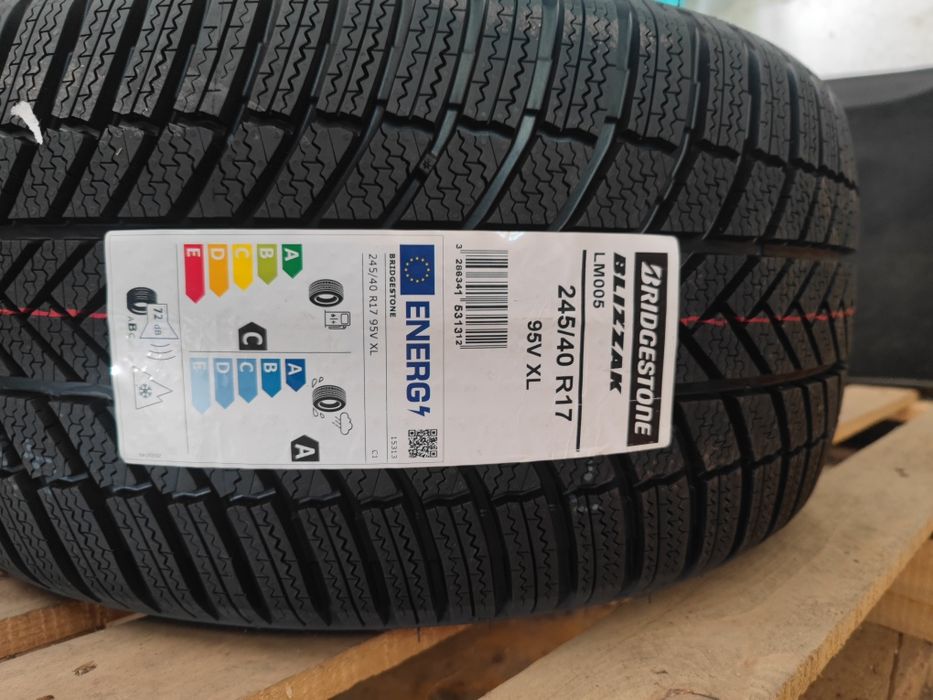 Зимни гуми Bridgestone спорт пакет 225/45/17 245/40/17