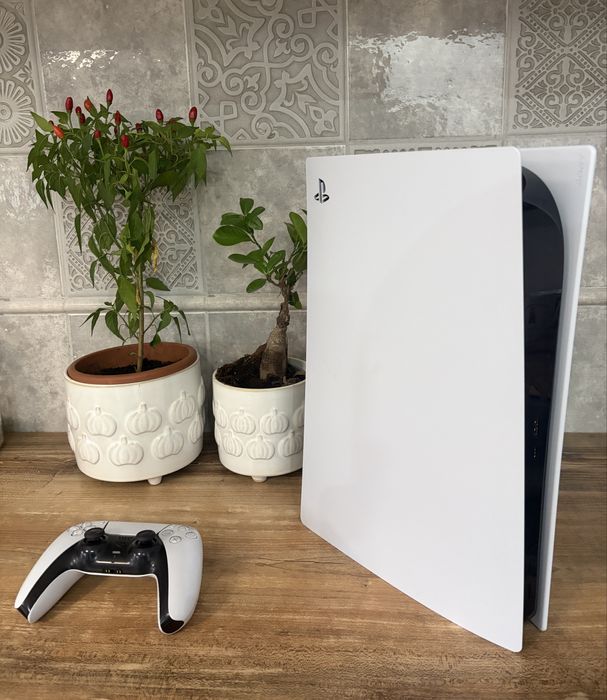 PlayStation 5 – PS5 Disc Edition