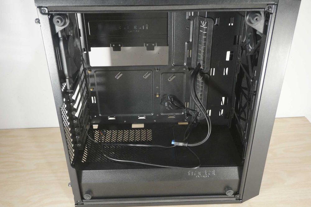 Компютърна кутия Fractal Design Meshify / Вкл ДДС