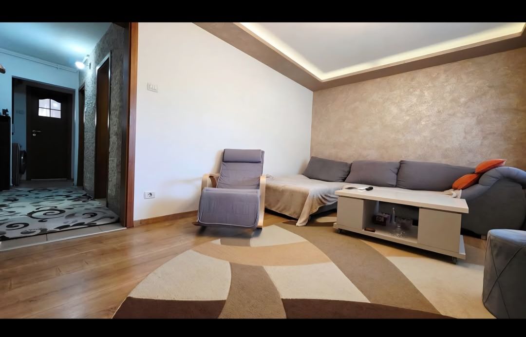 DE VÂNZARE: Apartament 2 Camere