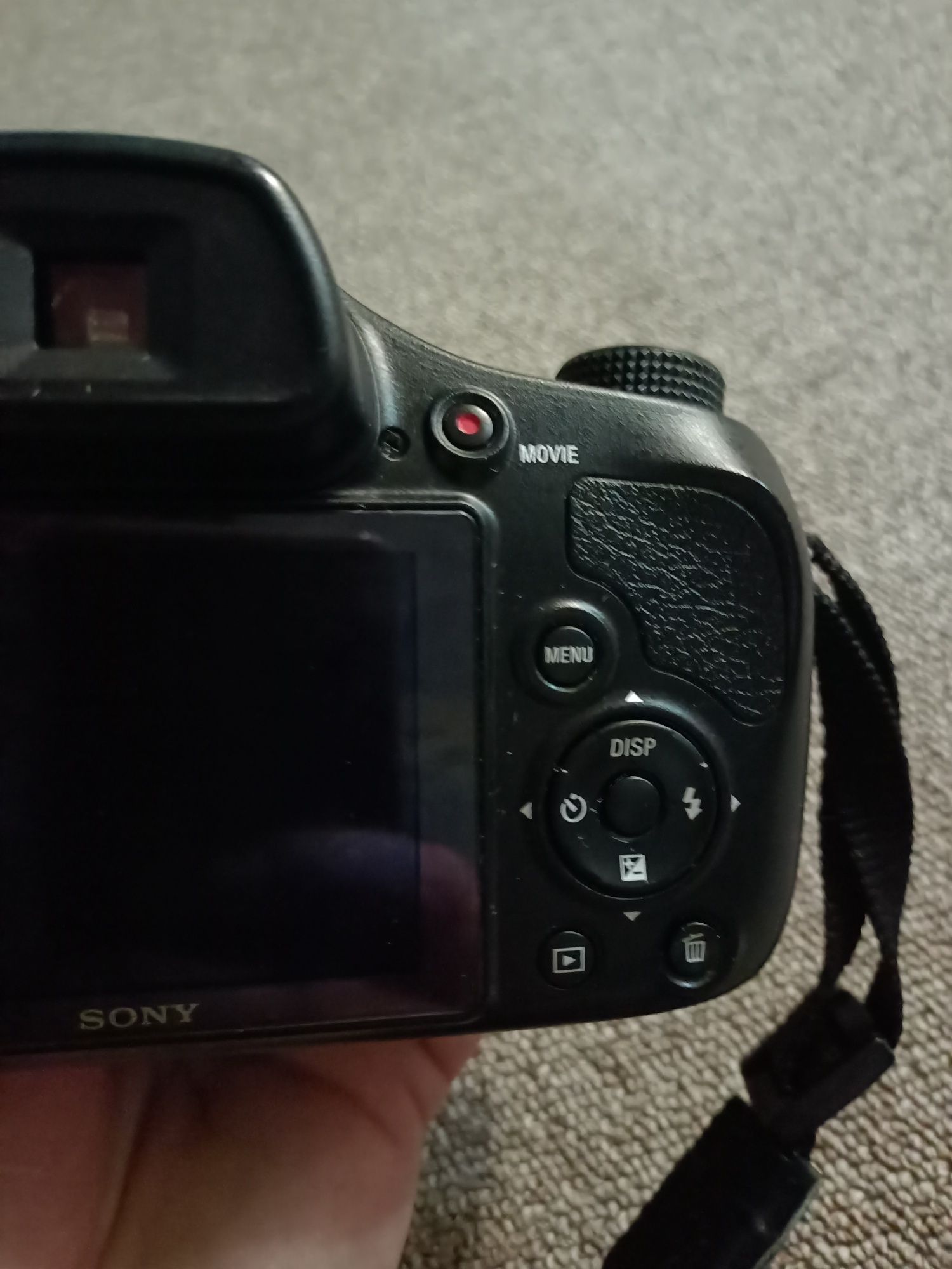 Aparat foto Sony Cyber-shot model DSC-H 400