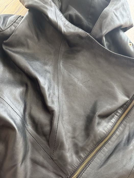 Кожено яке с качулка