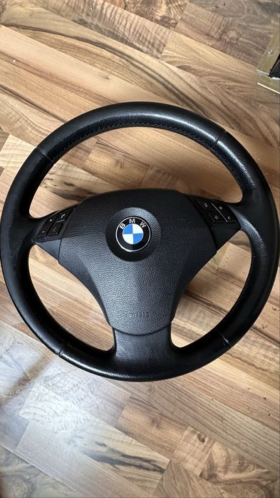 Volan e60 facelift + accesorii plafon