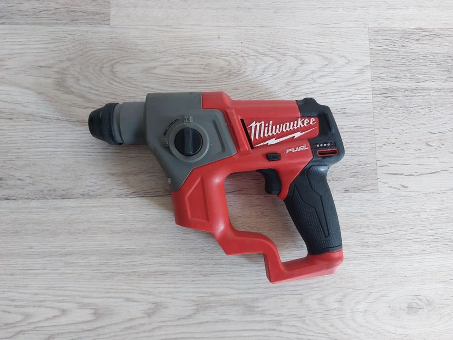 Rotopercutor milwaukee M12 CH, 1.1 jouli, stare perfectă