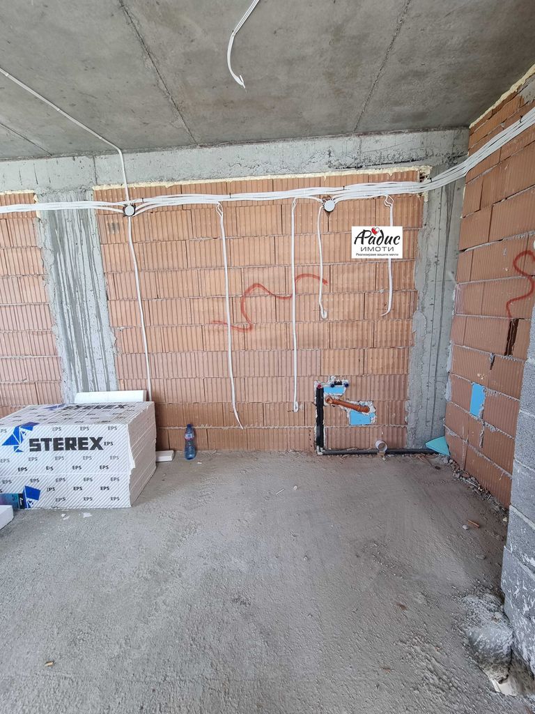 Продава се Тристаен апартамент в Стара Загора, Казански - 80 кв.м за 1088 €/кв.м - Снимка #4