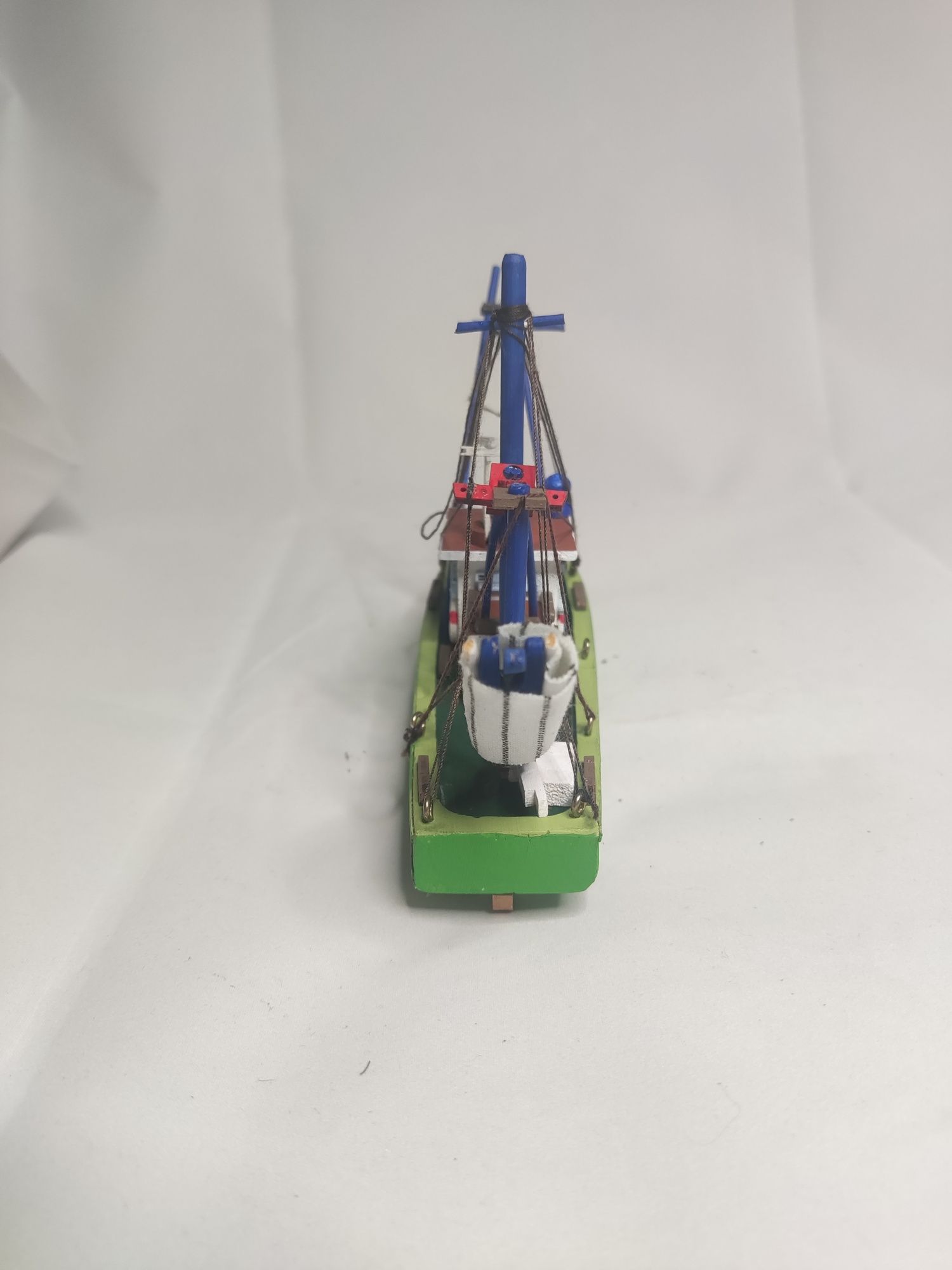 Колекционерски кораб играчка
