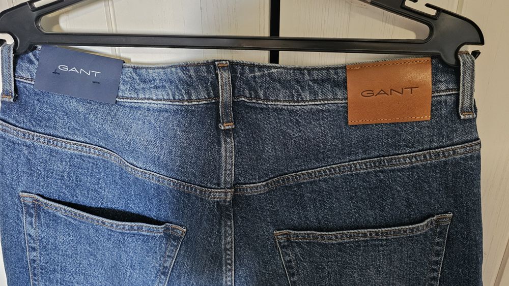 Нови дамски дънки Gant